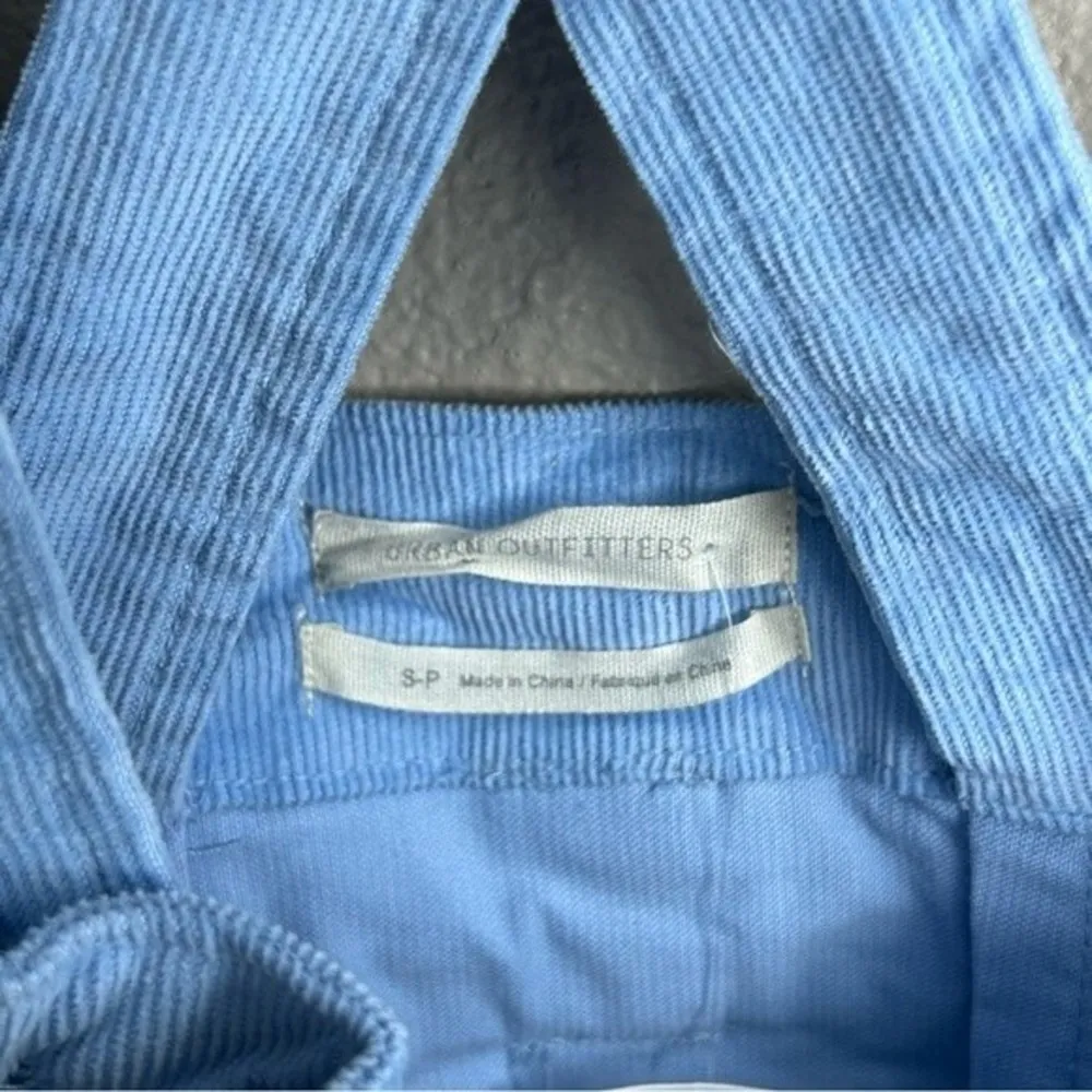 NEW Urban Outfitters baby blue corduroy overall tie front skirt size small - Image 7