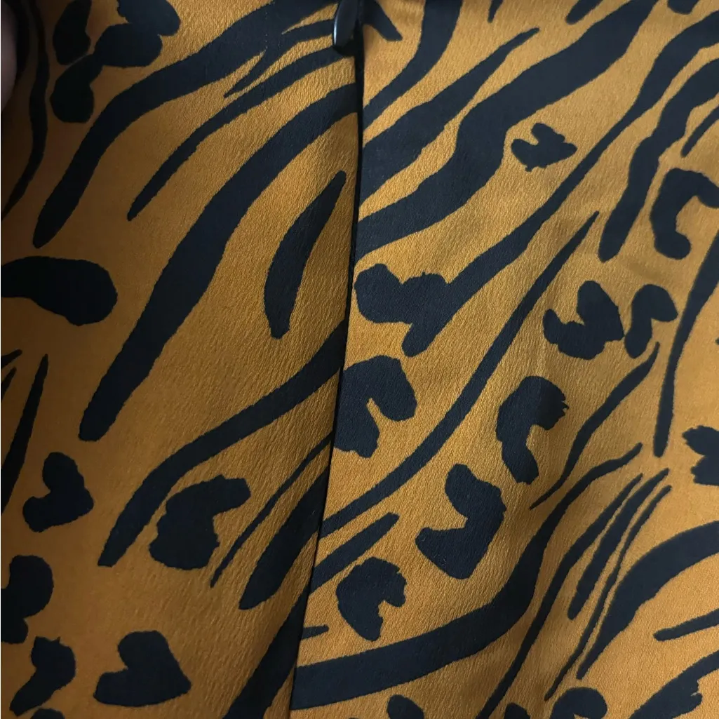 BCBGeneration Skirt Womens size 2 Bronze Black Tiger Print Ruched brand new - Image 5