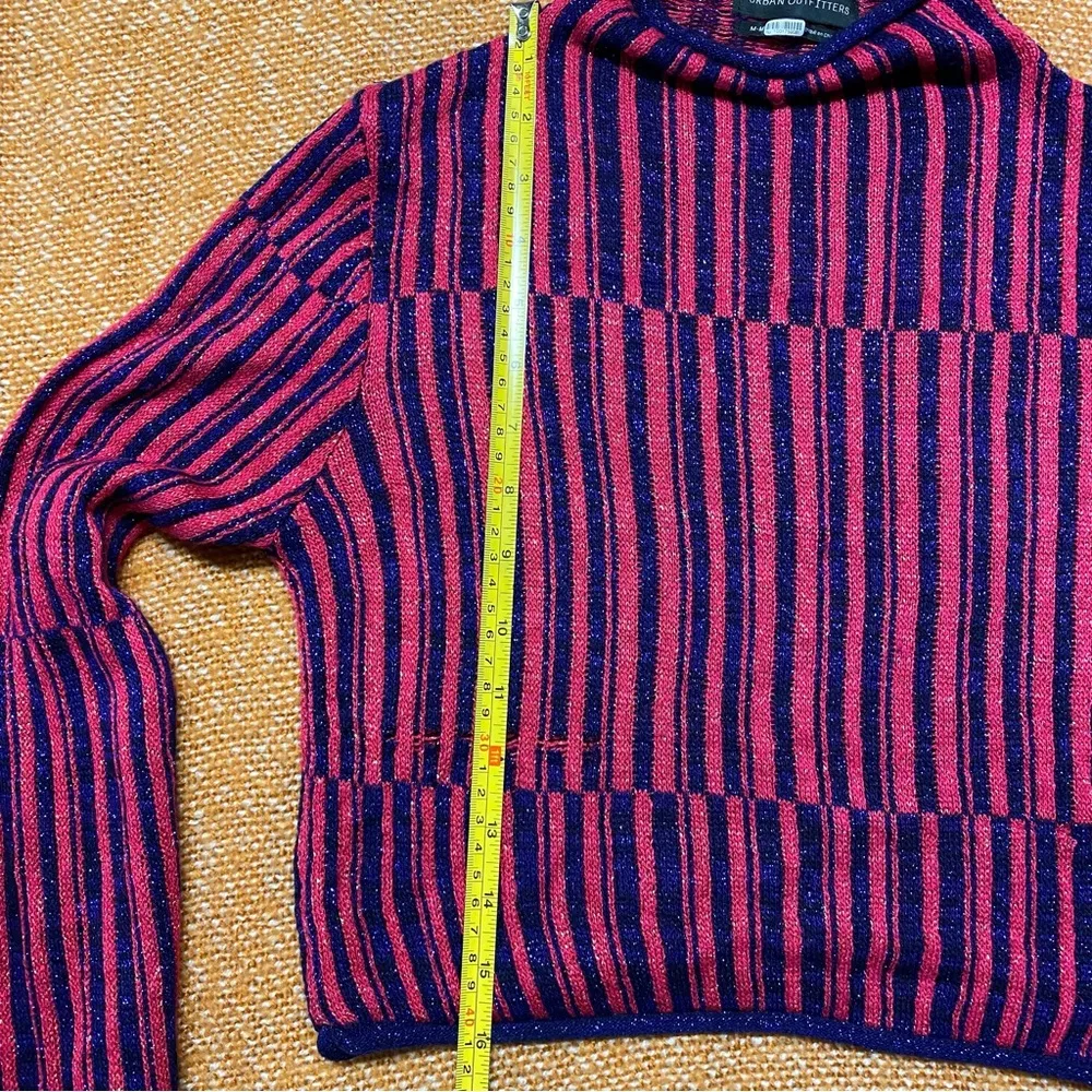 Urban Outfitters Shimmer Crop - Image 5