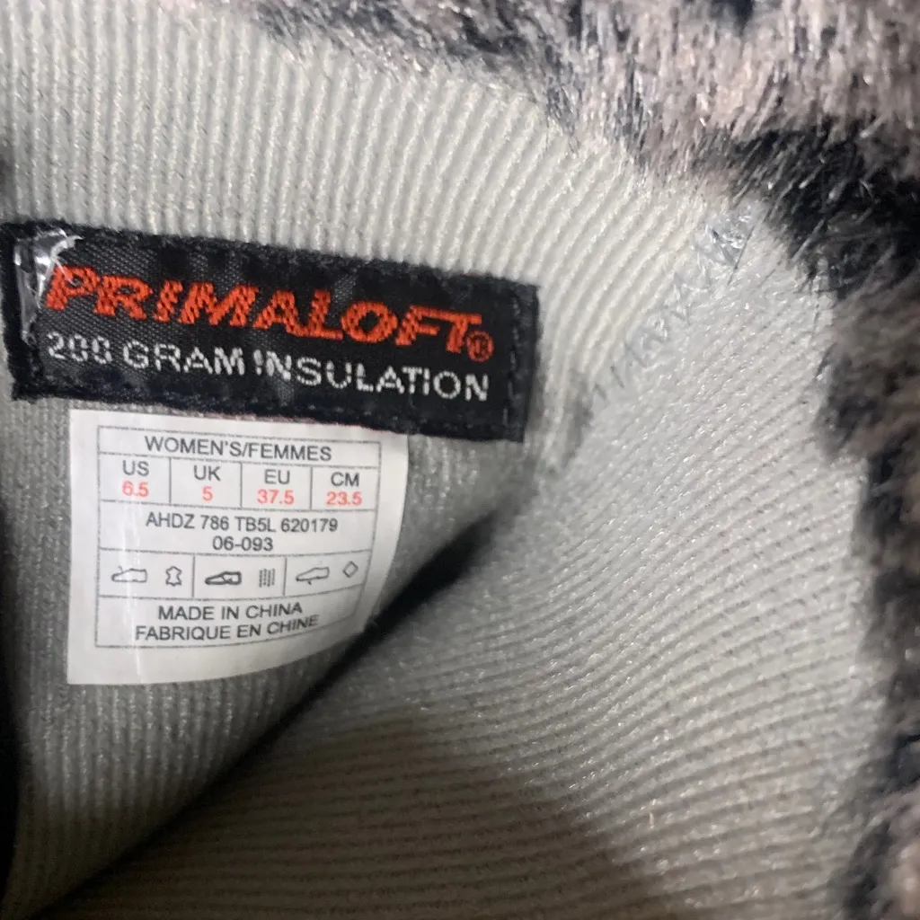 The North Face Black Suede Boots Size 6.5 - Image 7