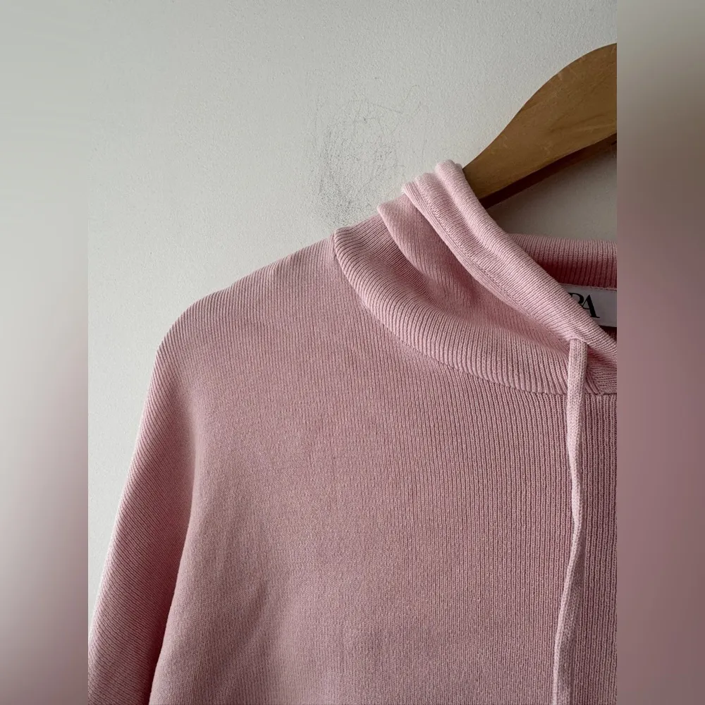 Zara Pink Cropped Micro-Rib Hoodie - Image 2