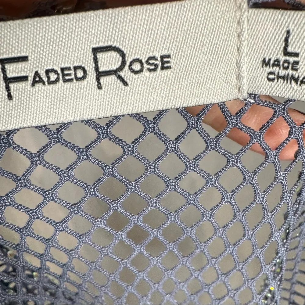 Faded Rose silver studded rhinestone sparkling mesh top size large NWT - Image 6