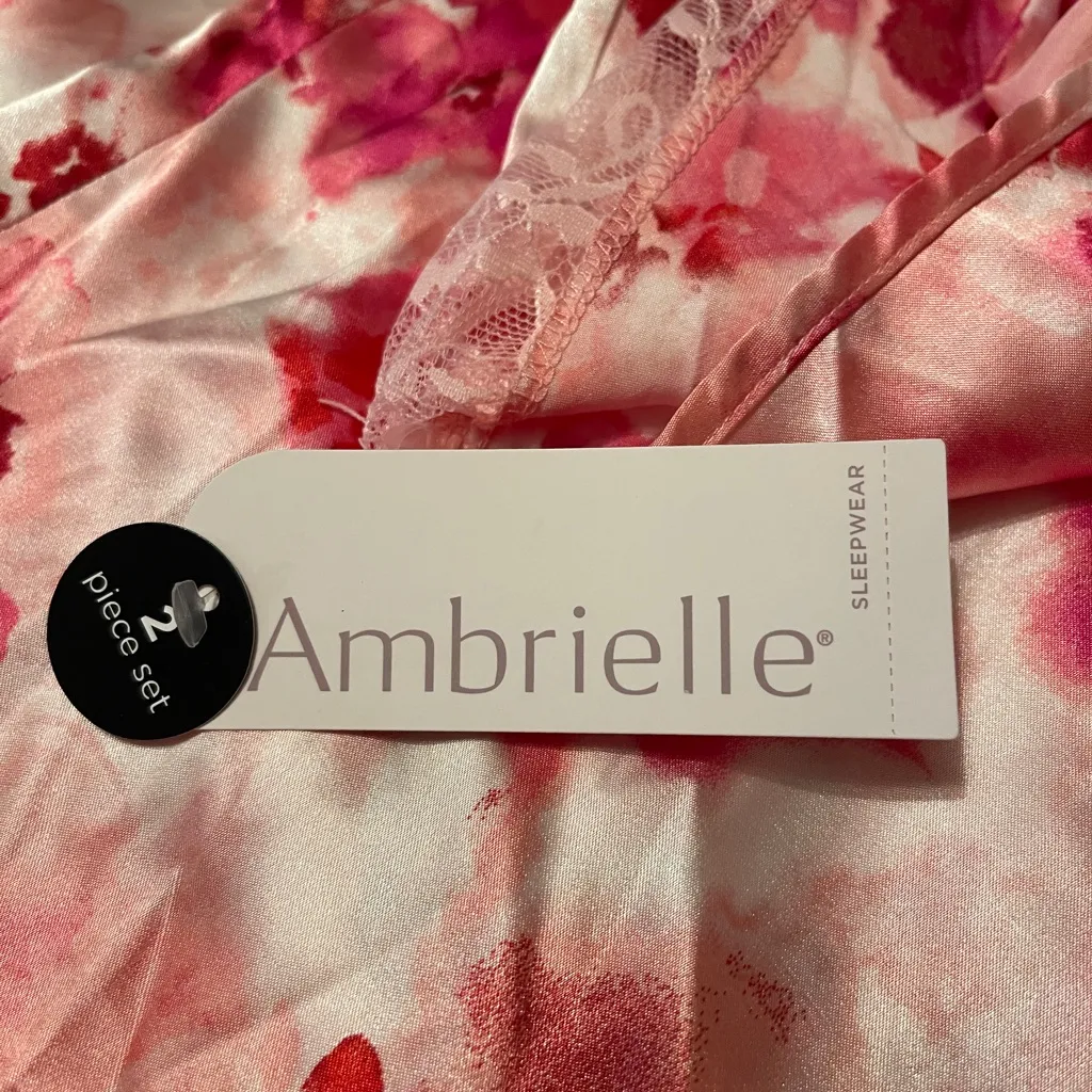 Ambrielle Sleepwear Faded Floral pink 2 piece cami tap pants nightie. Size XXL. - Image 6
