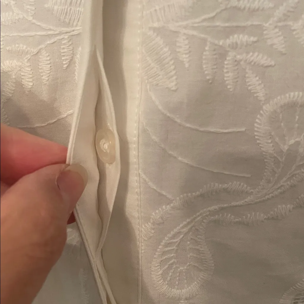 🍄🍄🍄BOGOHO 🍄🍄🍄Chico’s Elegant White Lace Women's Top-Small - Image 8