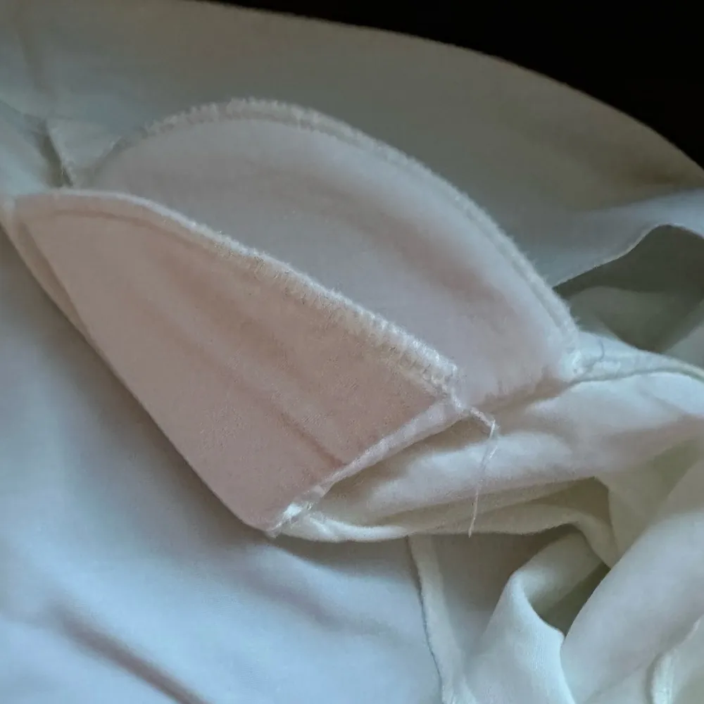 Willow Ridge Vintage Cream Button Down Pointed Hem Gold Buttons Blouse Sz 10 - Image 12