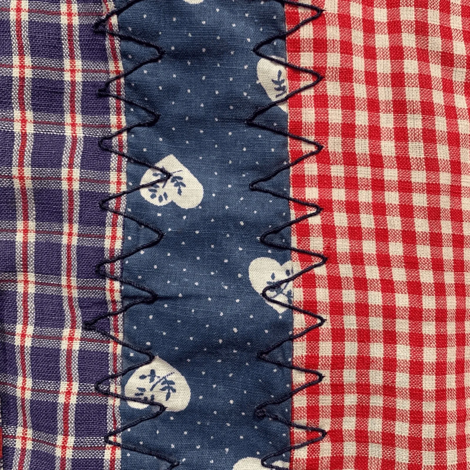 Vintage Patchwork Vest Red White Blue Gingham Heart Duck Print Folk Art Cottage Size L - Image 9