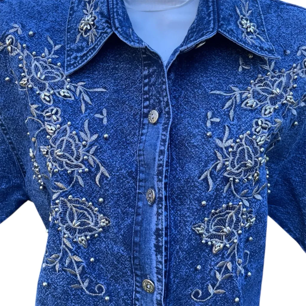 Vintage 1990’s club z denim southwestern beaded blouse Silver Size M - Image 4