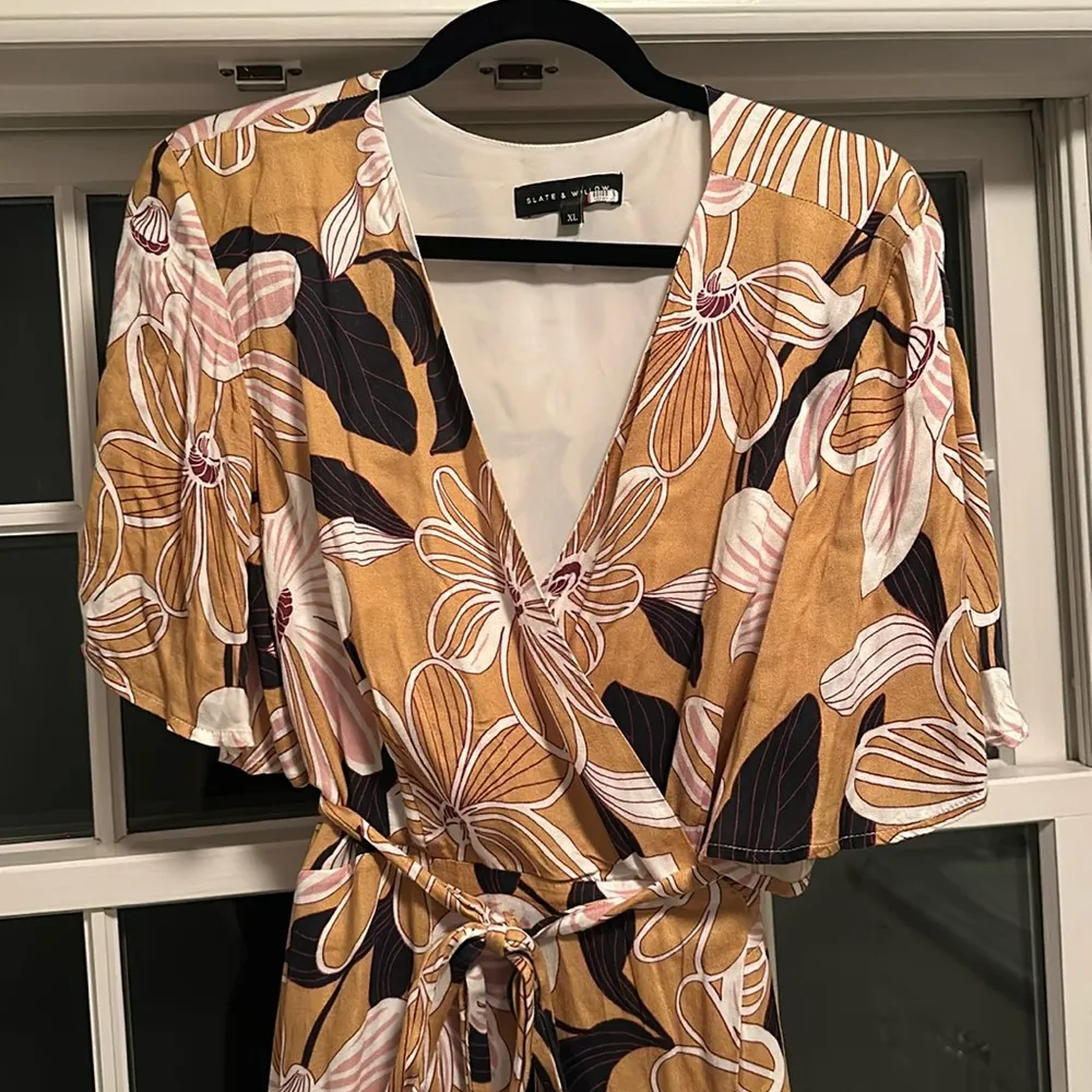 Slate & Willow Mod Daisy Floral Print Flutter Sleeve Wrap Midi Dress Size xL - Image 7