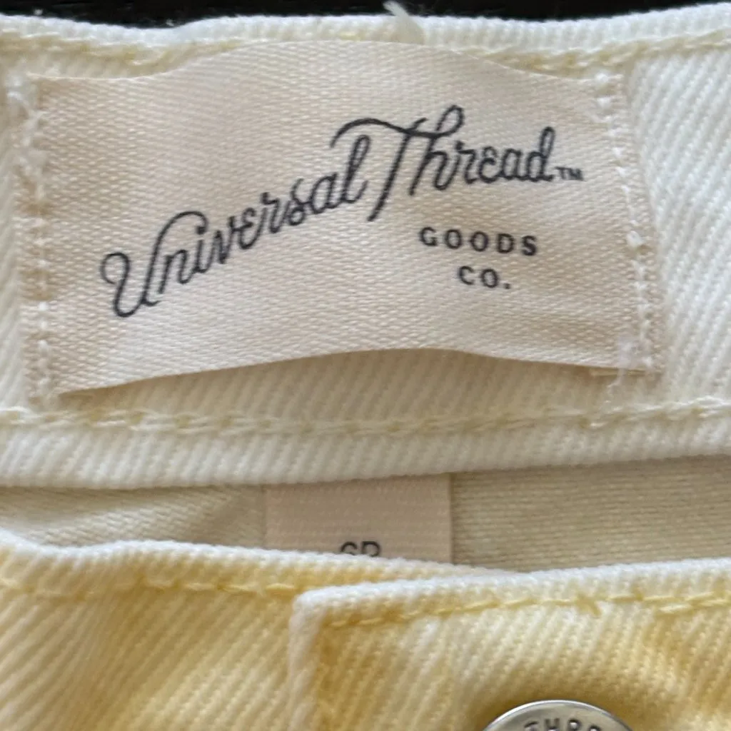 Universal Thread Mid Rise 90s Baggy Jeans Yellow Size 6 NWT - Image 6