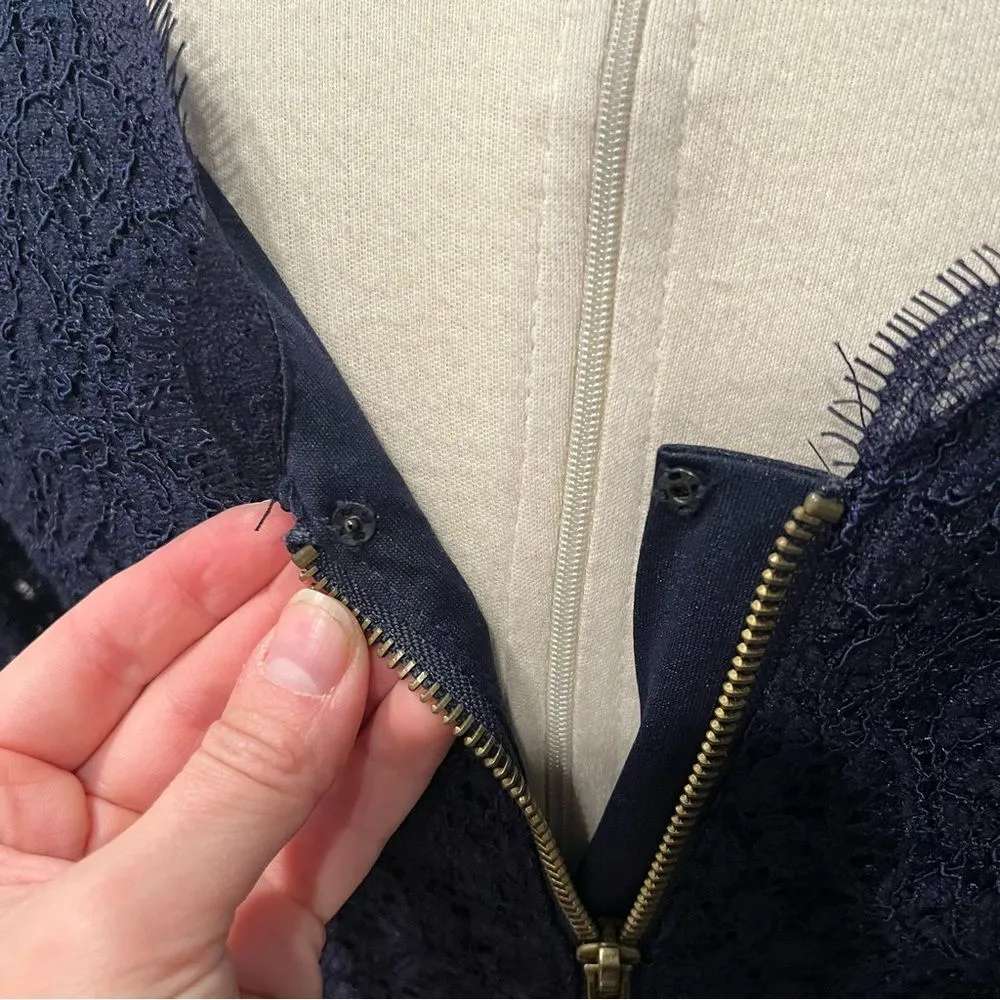 Adrianna Papell Navy Lace Boat Neck Gown Maxi Dress Size 4P - Image 8