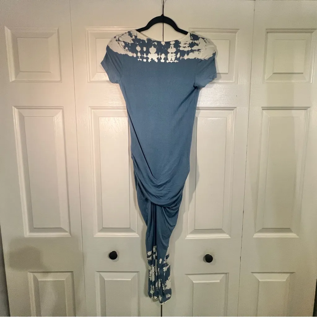 Young Fabulous & Broke YFB Blue Tie Dye Women's Midi Dress Ruched Size Small - Image 4