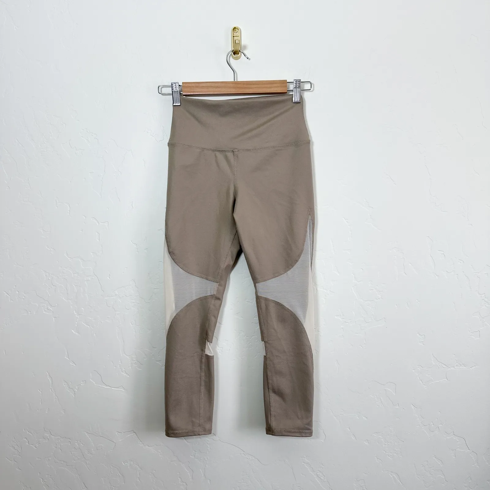 ALO Yoga | High Waisted Coast Yoga Capris Leggings in Gravel Tan - Image 3
