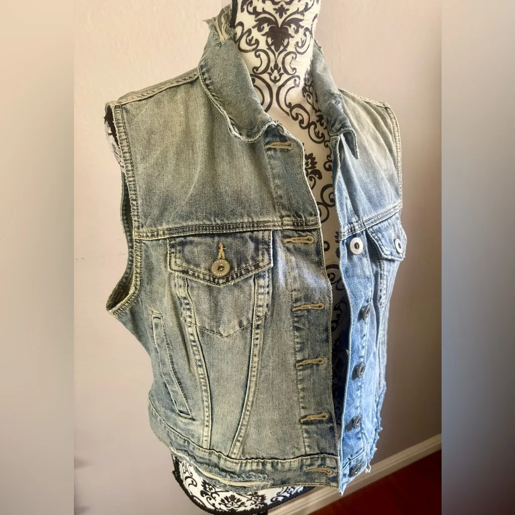 TORRID Denim Destructed Vest - Image 3