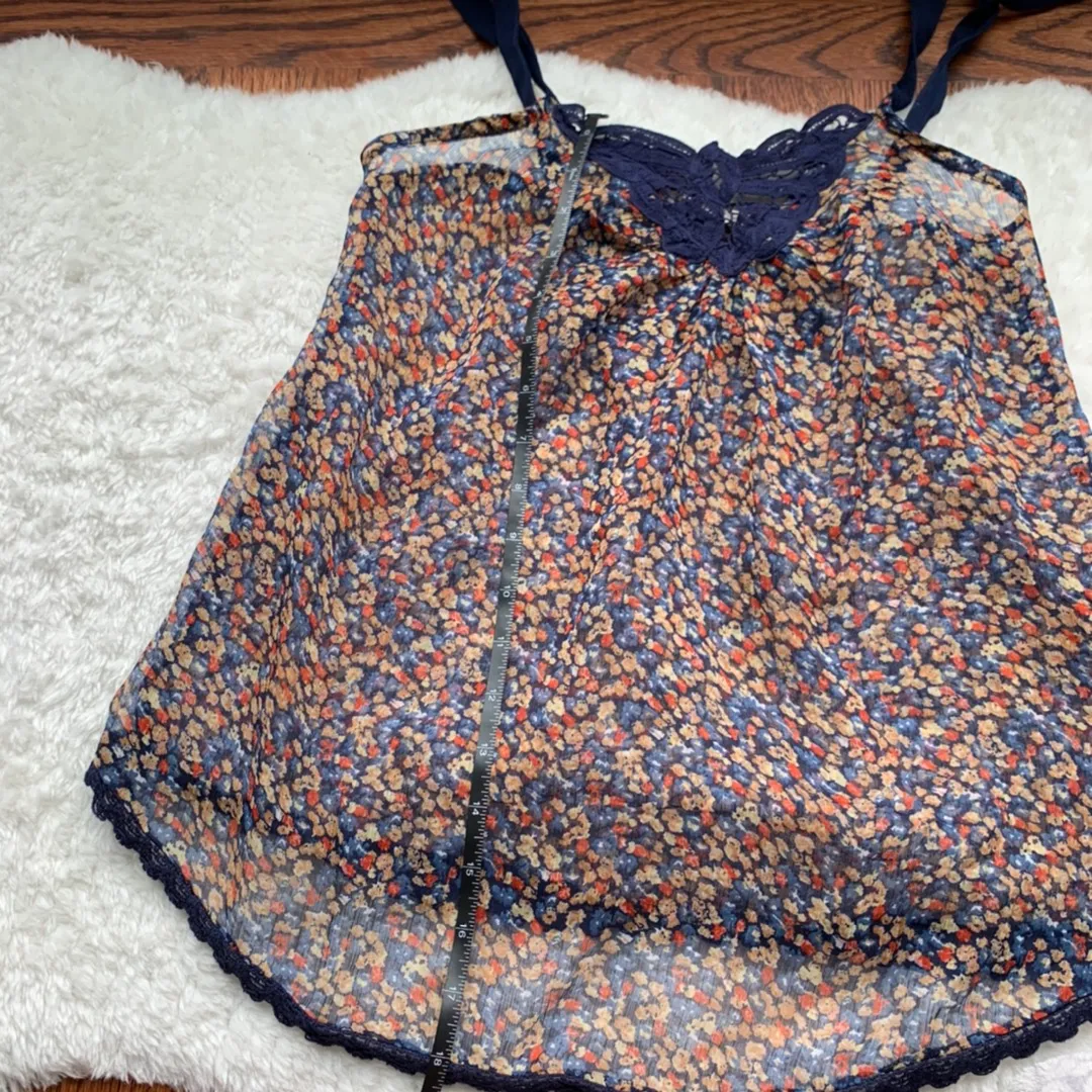 Blue Floral Print Chiffon cami Tank Top - Image 4