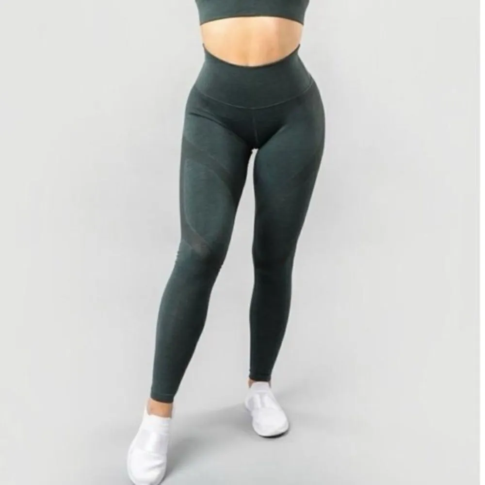 NWOT Alphalete Dark Forest Green Halo Athletic Contour Leggings in Urban Chic XS - Image 2