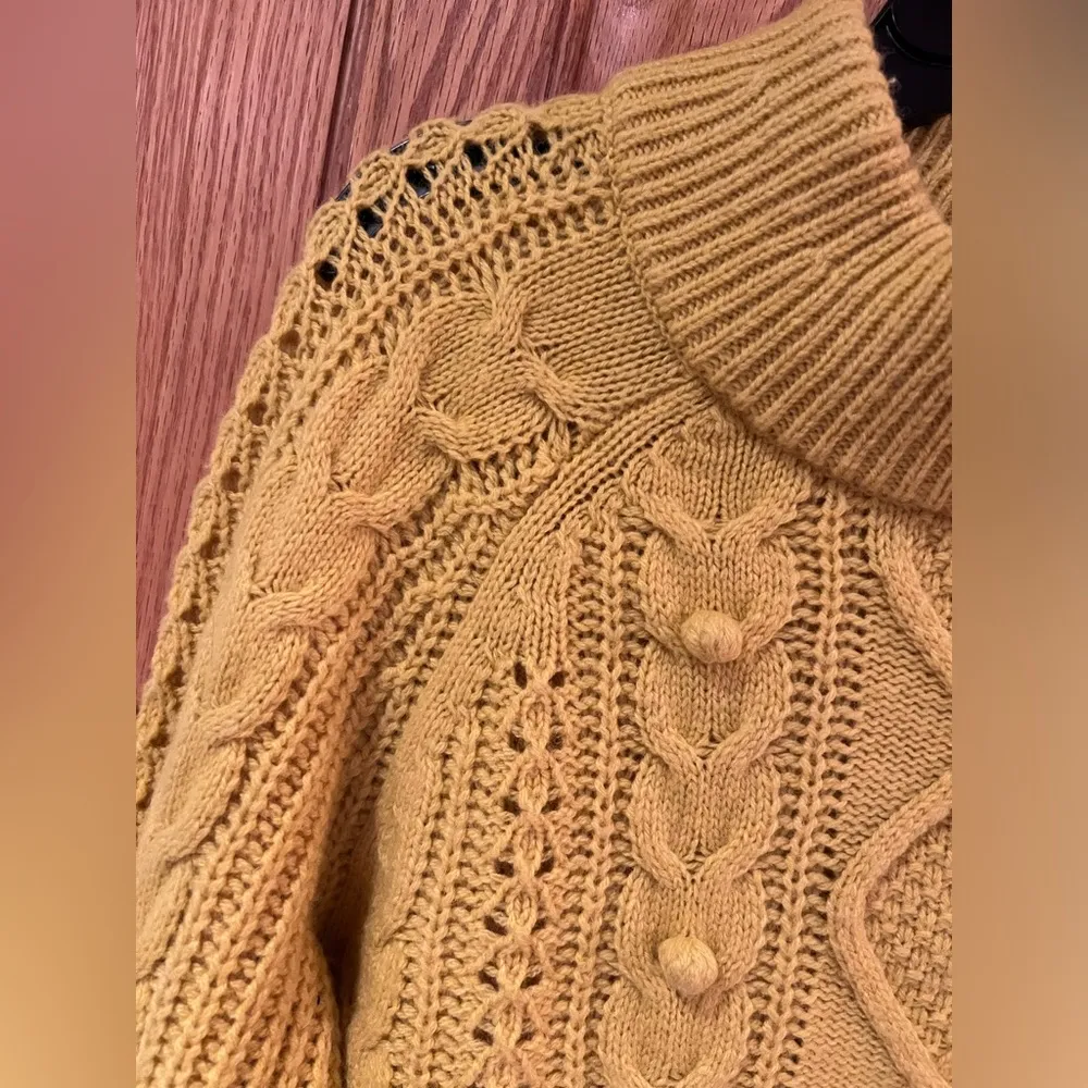 J.Crew Pom-Pom Cable Knit Mock Neck Lambs Wool Sweater Mustard Yellow Size Small - Image 6