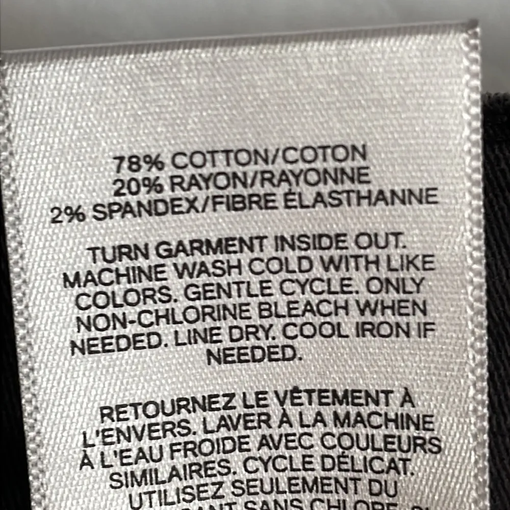 Express Black Camo Cropped Straight Jeans - Image 8