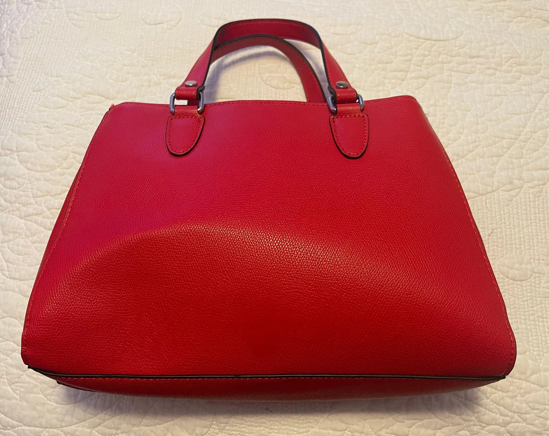 Guess Red Handbag🤩 - Image 2