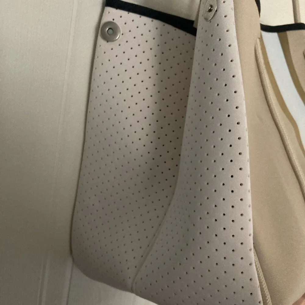 Neoprene Large Hand Bag Tote Purse Beige w/ Gold Black & White Accents - Image 3