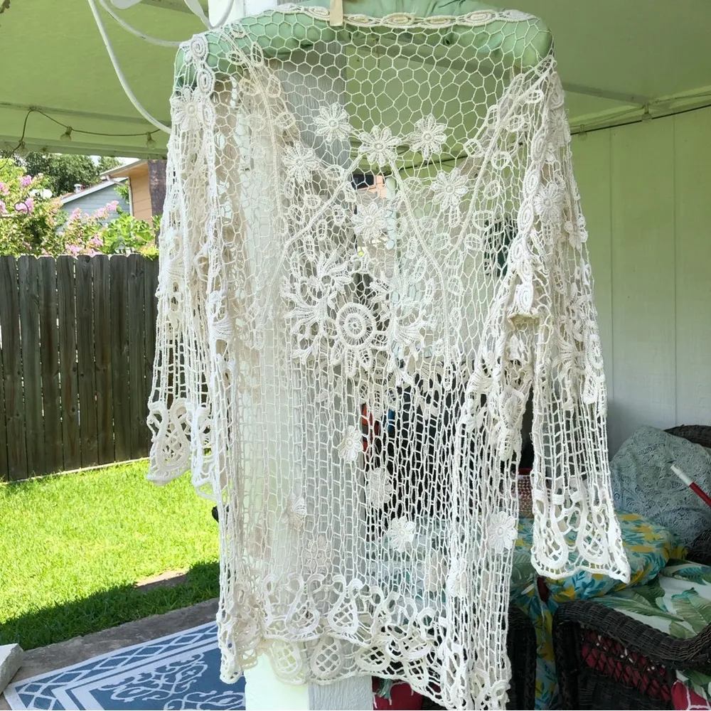 White Crochet Lace Floral Embroidered Scoop-neck Tunic Top Swim Coverup - Image 5