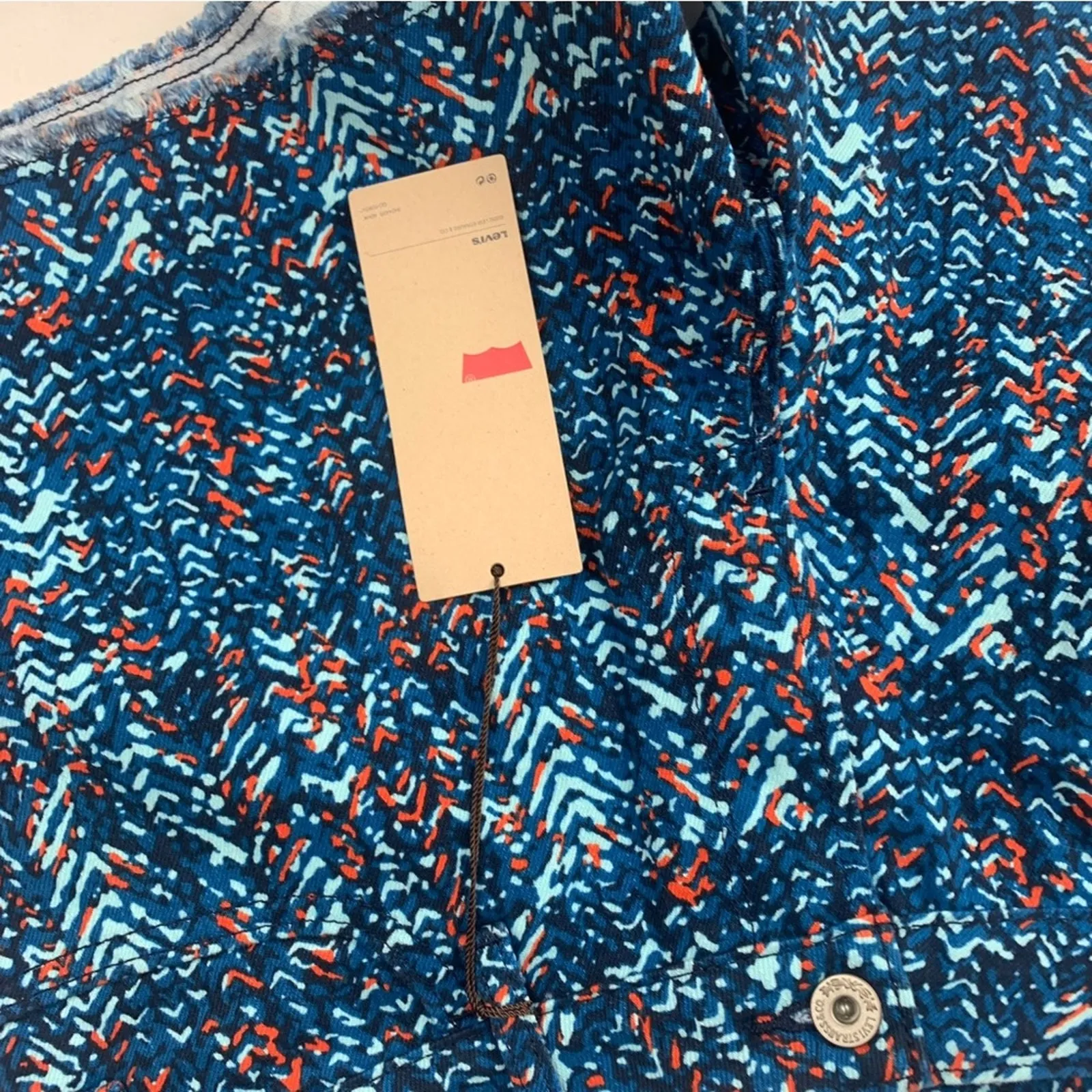 Levi's women's size 14 printed denim shorts red blue western new jean - Image 6