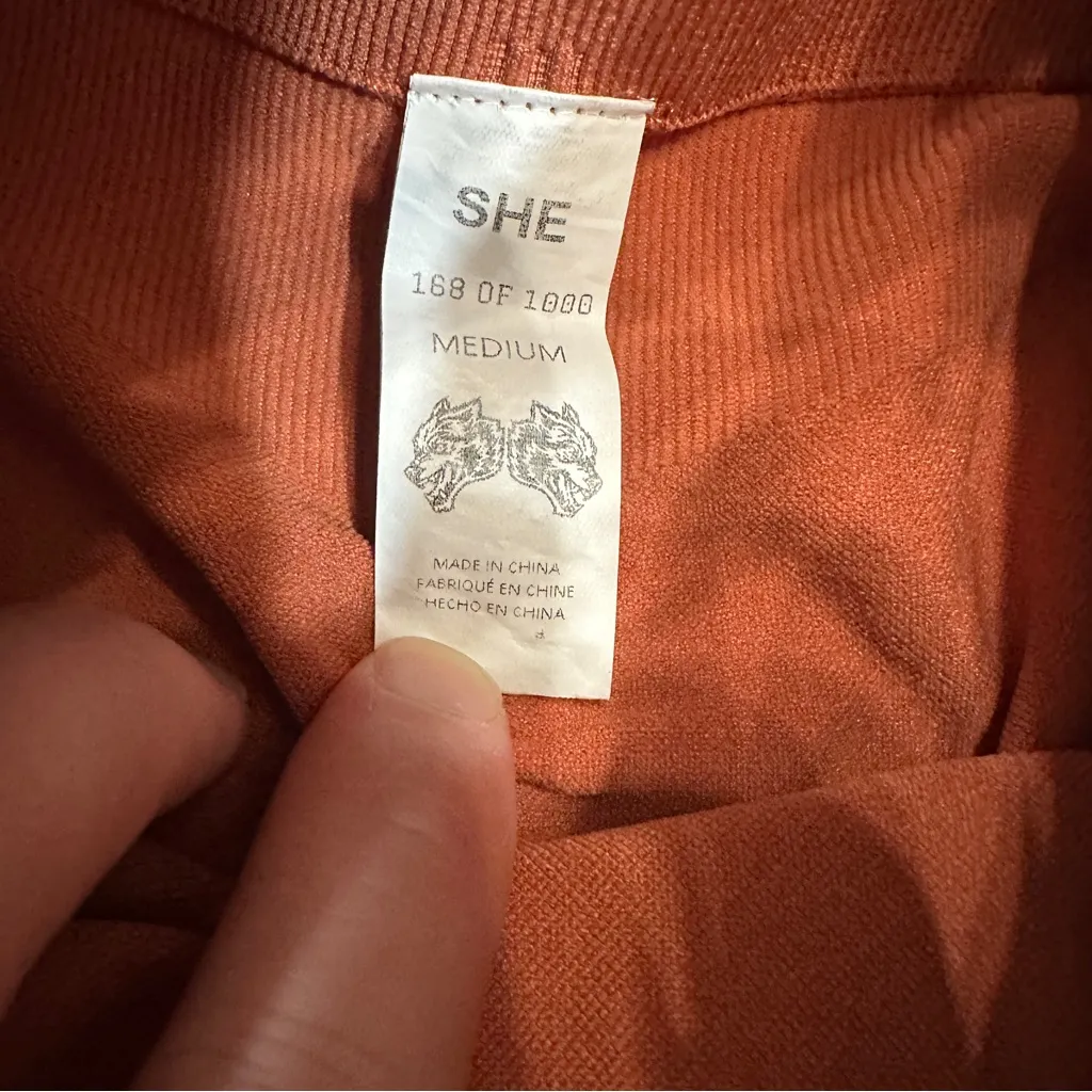 Darc Sport Wolves Burnt Orange Tie Dye Biker Shorts Size M 168 of 1000 Size M - Image 4