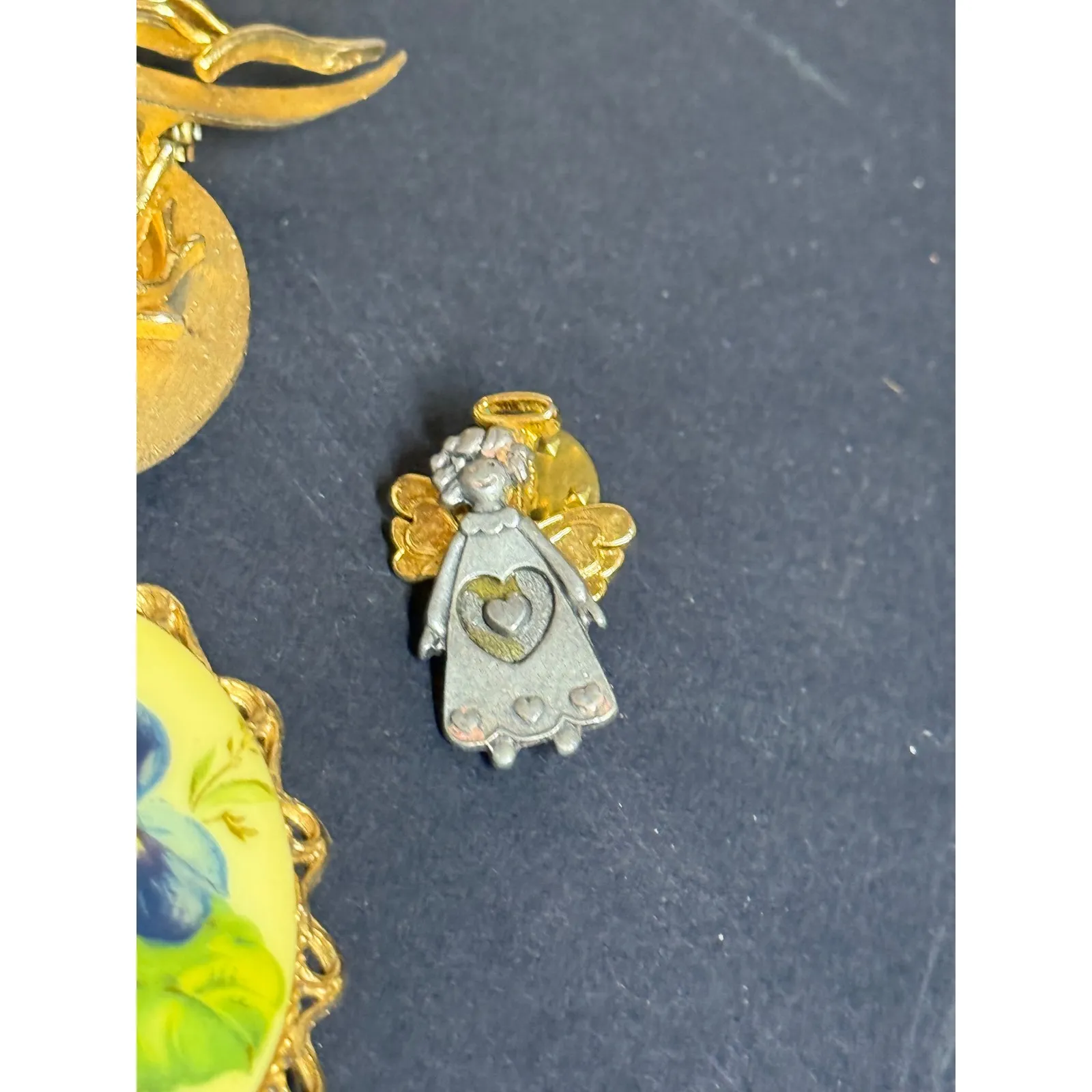 VTG Costume Jewelry Brooch Lot 8 Pieces - Image 15