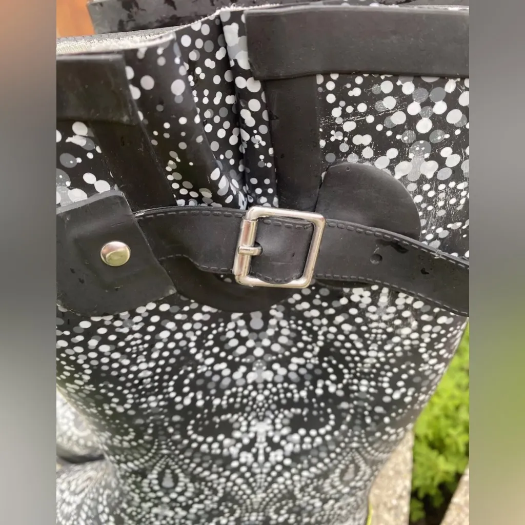 WESTERN CHIEF WOMEN'S BLACK Symphonic PULL ON MID CALF RAIN BOOTS SIZE 10 - Image 9