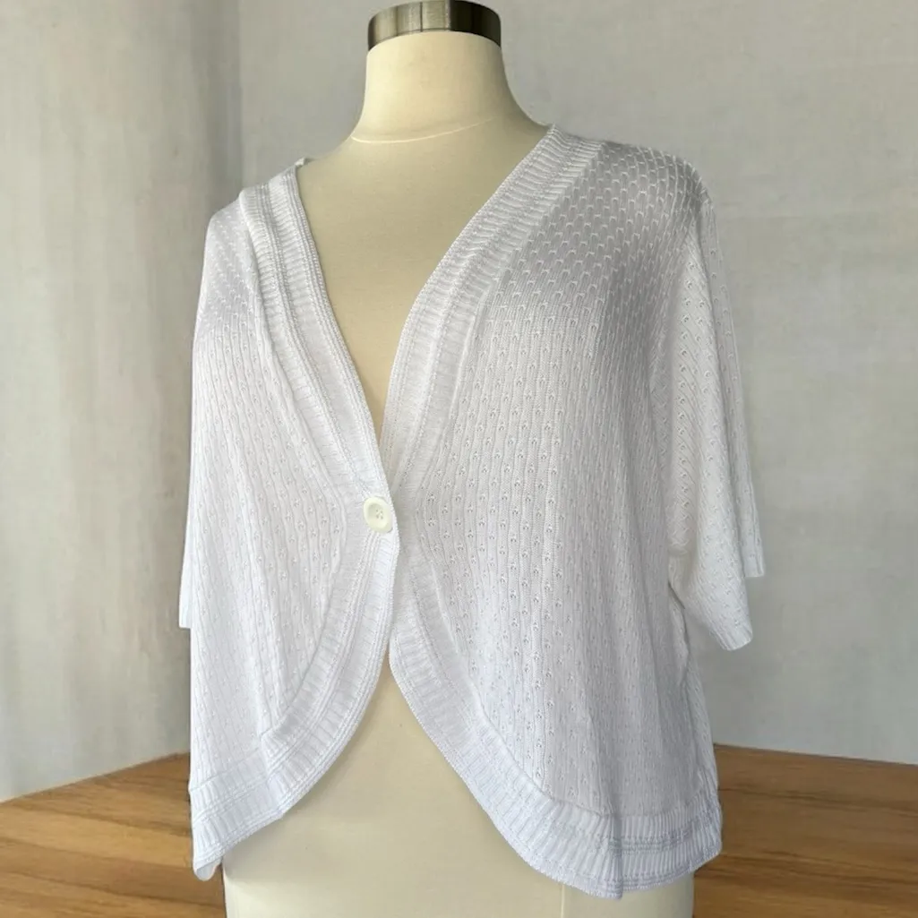 NWT!Liz & Me White Open - Image 2