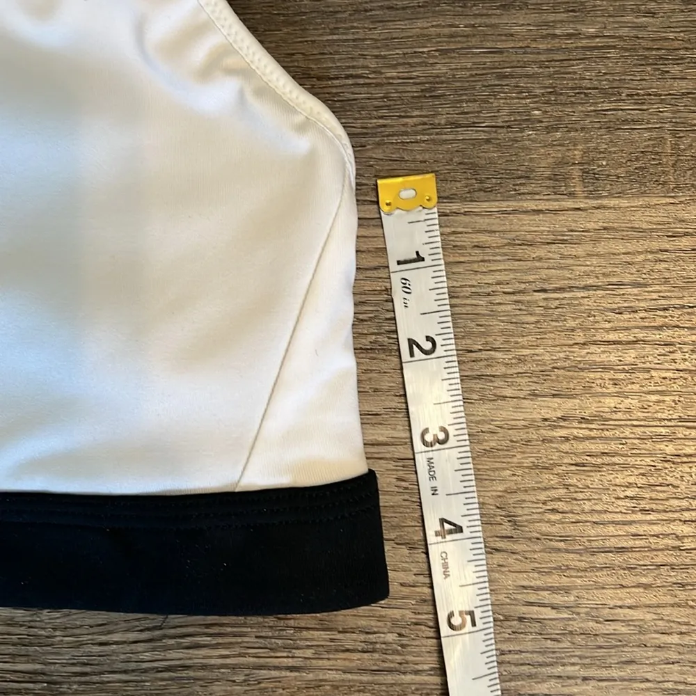 Nike Dri Fit Strappy White & Black Sports Bra with Adjustable Straps Medium - Image 9