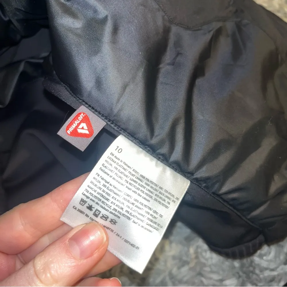 Lululemon  soft matte insulated black cropped jacket size 10 - Image 5