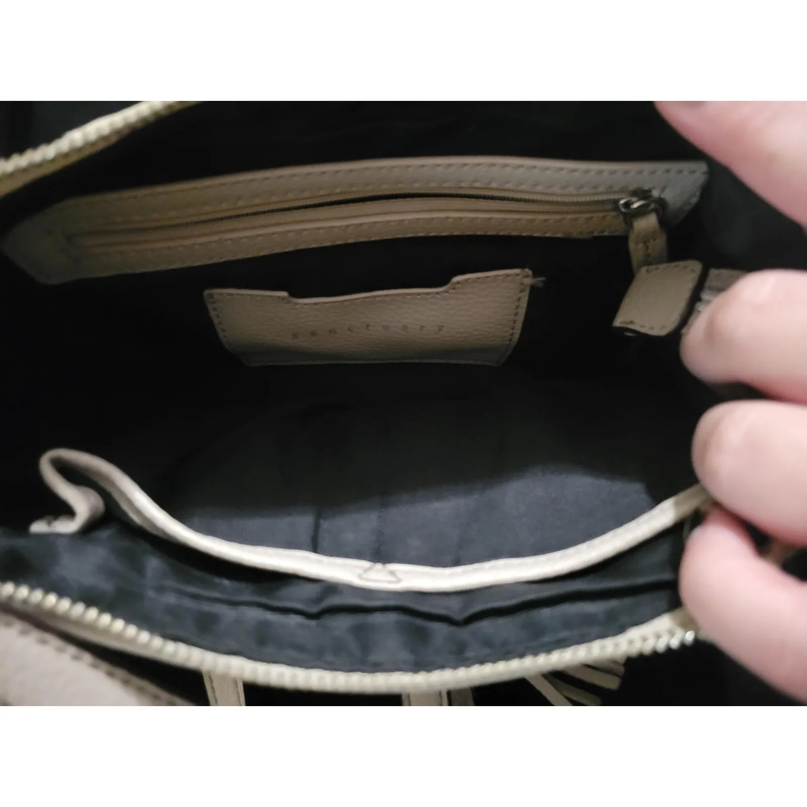 Sanctuary Handbag‎ Gray Leather Satchel Purse Crossbody Bag Tassel - Image 3