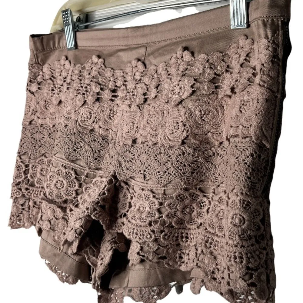 Monteau  Shorts - Image 3