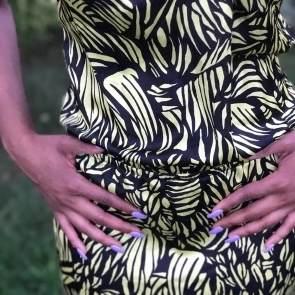 MODA Silky‎ Leaf Print Sexy Mini Dress Size 0 - Image 5