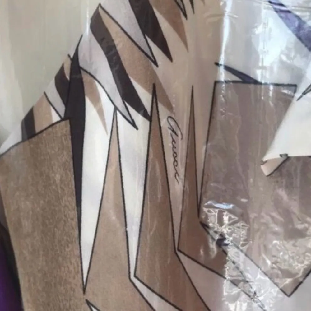 Gucci New  silk dress - Image 5