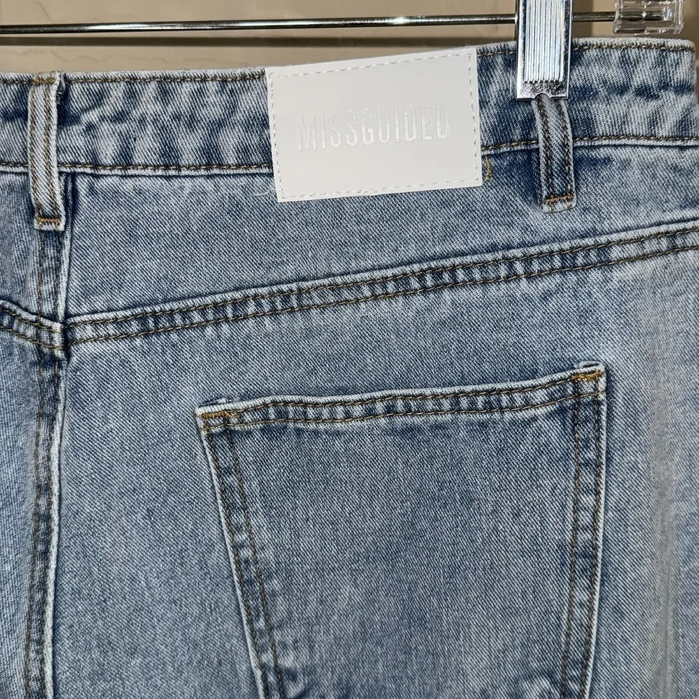 Missguided jeans Light Blue Denim distressed 10 petite Size 10P - Image 5