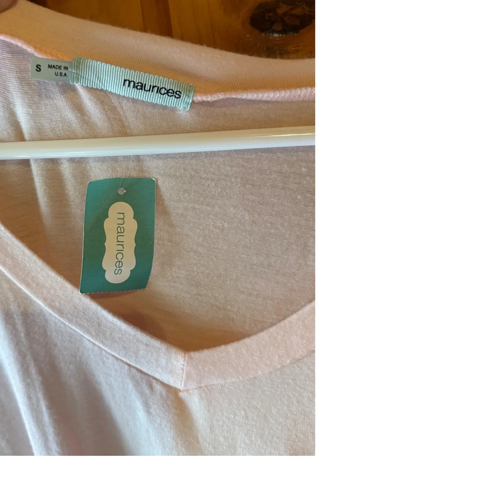 Maurices Womens Short Sleeve V Neck Pocket T-Shirt Top Dream‎ Catcher Small - Image 4