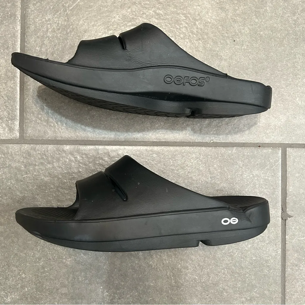 OOFOS OOAHH unisex black comfort slide sandals women’s shoe size 9 men’s 7 - Image 7