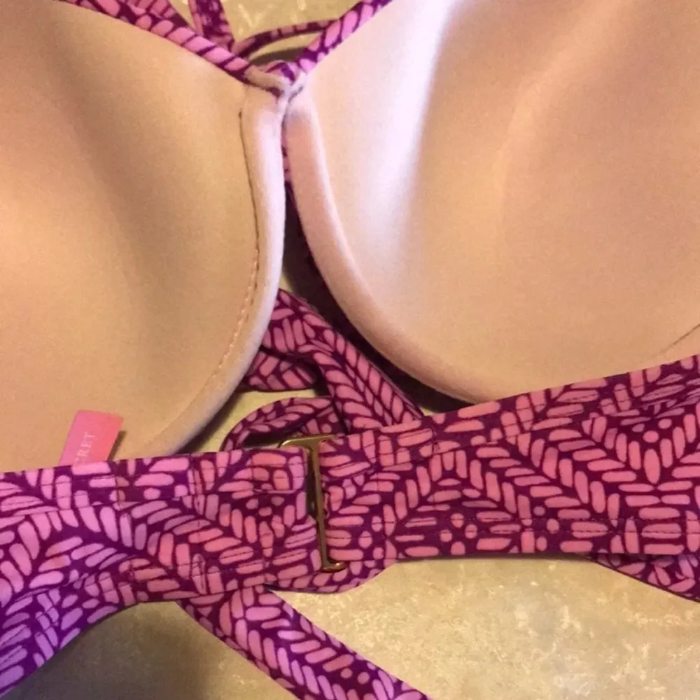 32DD/34D Victoria's Secret Body wrap  Top - Image 6