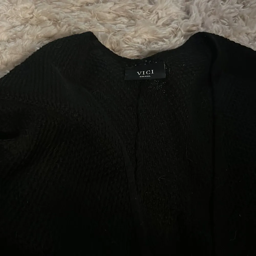 NWOT Vici black high low cardigan - Image 2