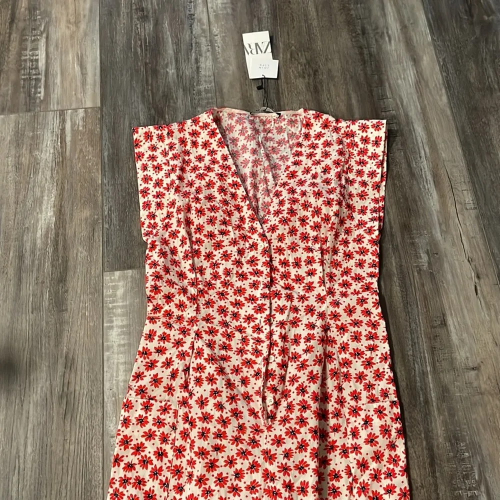 ZARA floral jumpsuit size medium - Image 7