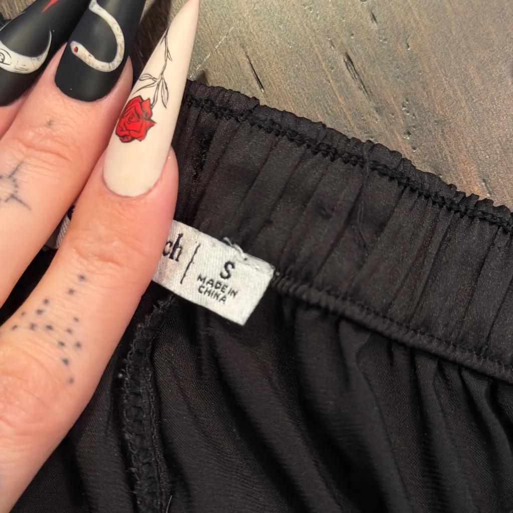 Abercrombie Women's Lace and Satin Sleep Pant S - Image 4