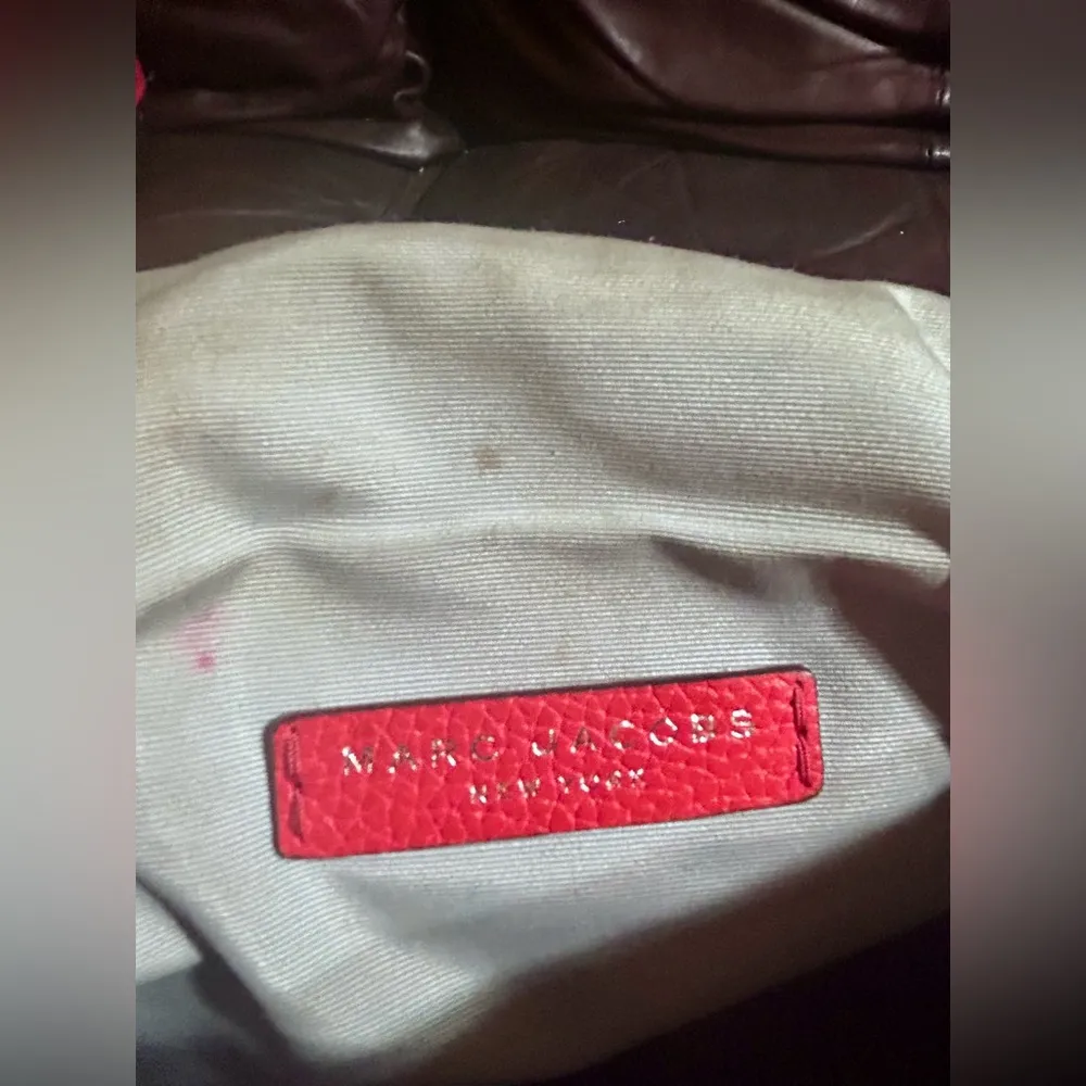 Coral Marc Jacobs Empire City crossbody bag
Red Empire City grained leather - Image 10