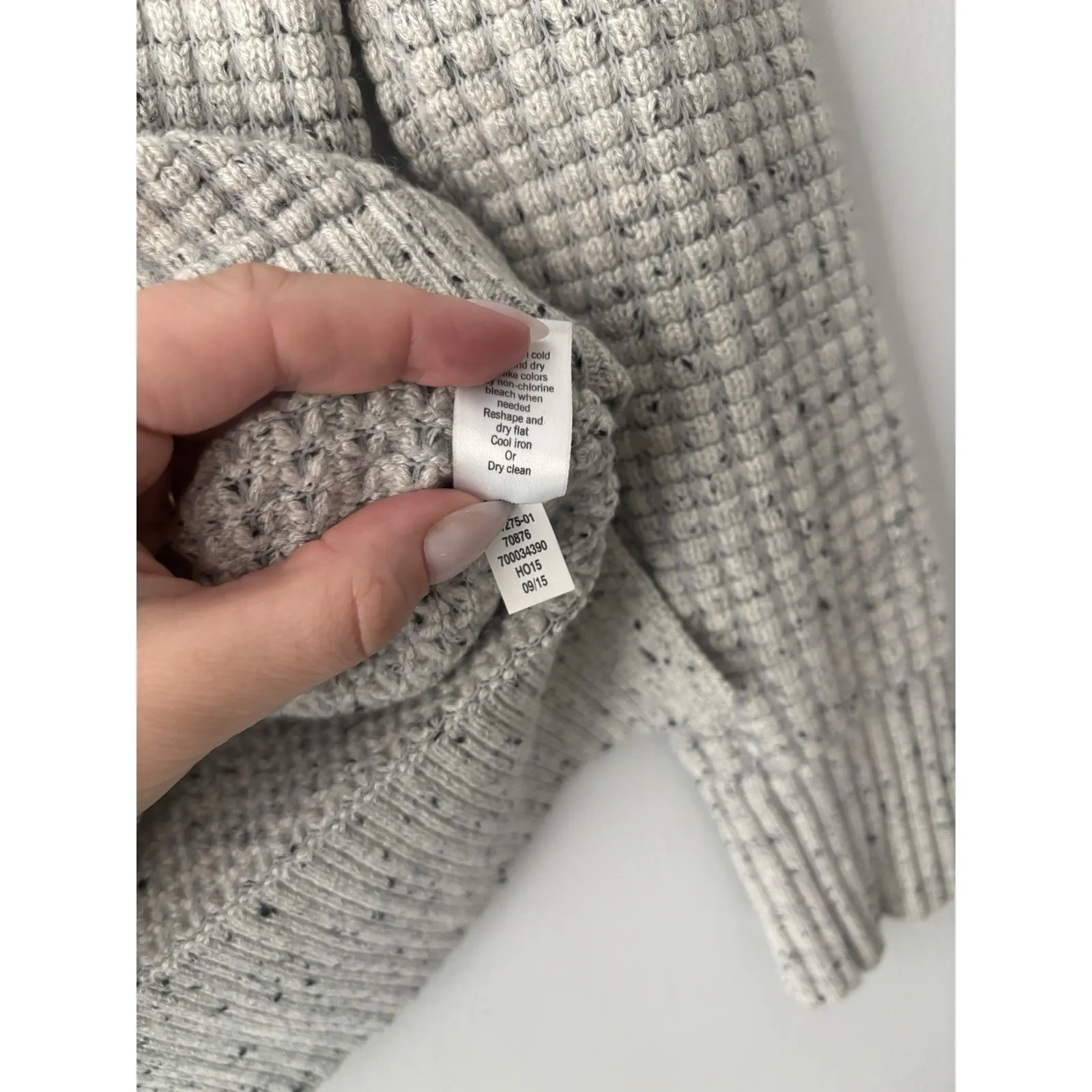 Athleta Women's Cashmere Lodge Sweater Grey Donegal Speckled Scoop Neck Size XXS - Image 7