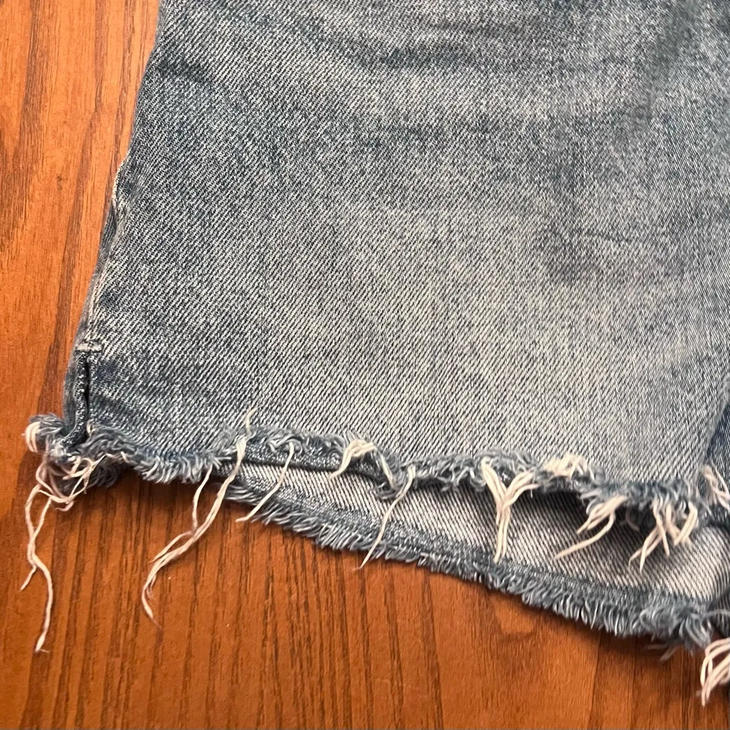 RE/DONE 50s Cutoff Raw Hem Button Fly Denim Shorts in Cool Medium Blue Size 24 - Image 9