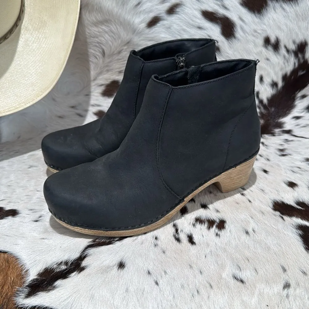 Dansko Maria Ankle Booties‎ Size 37/US 6.5-7 B56 - Image 4