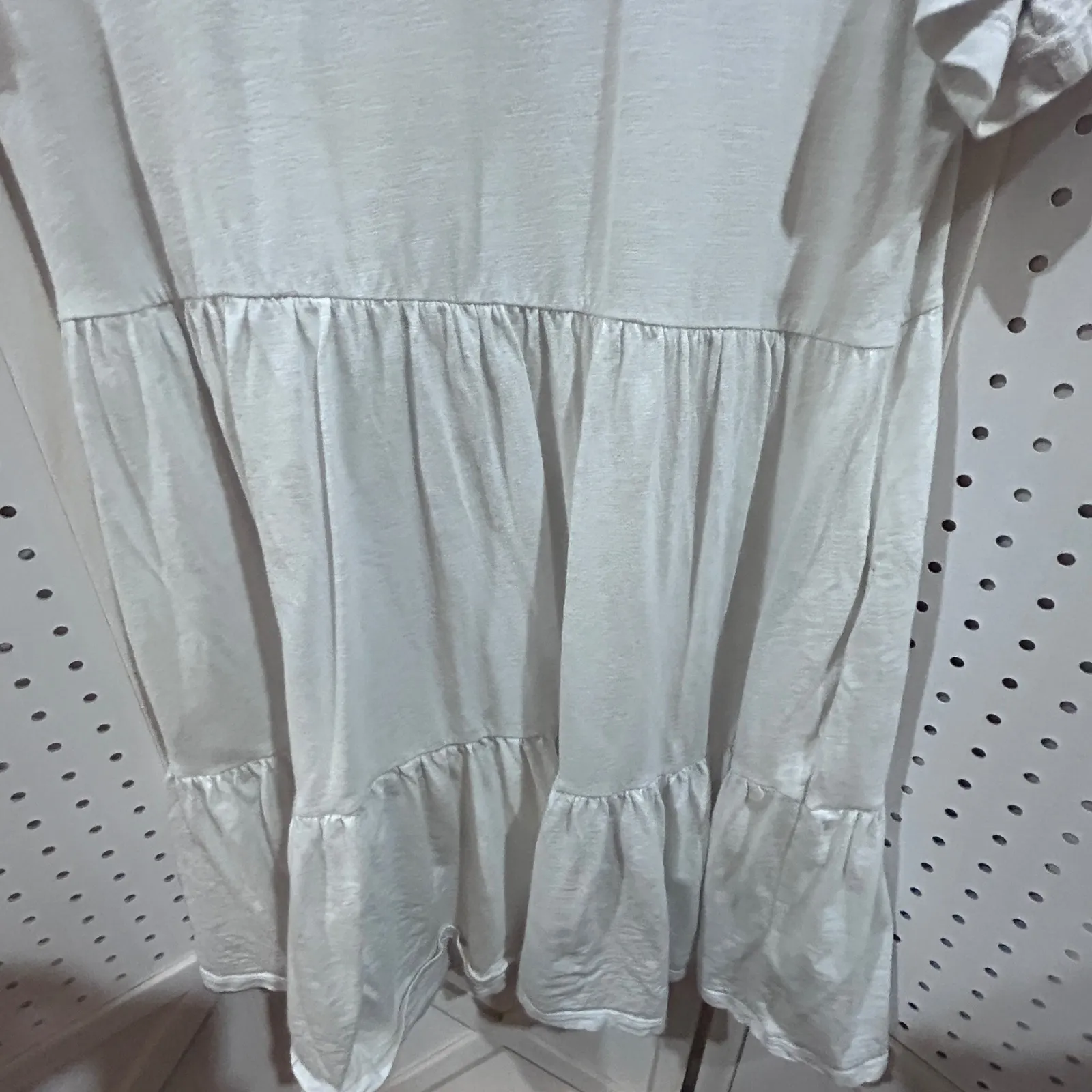 Old Navy White Tiered Ruffle T Shirt Dress Casual Comfort Size Medium - Image 4
