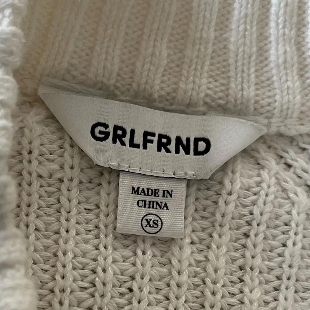 GRLFRND ivory colored sweater, size XS. - Image 3