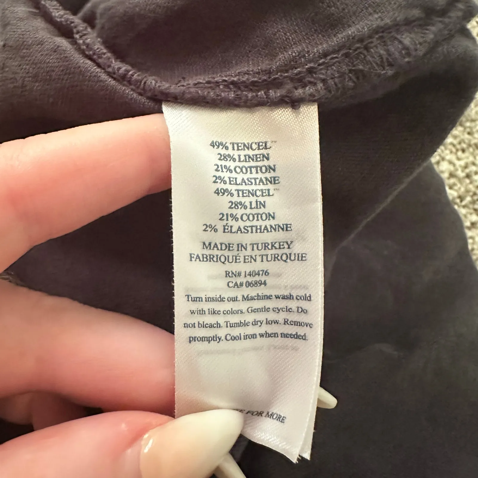 Faherty charcoal gray/black sweat shorts size M - Image 5