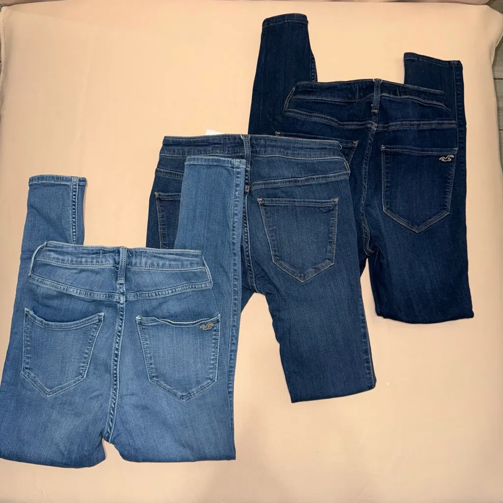 Hollister Lot of 3 Skinny Jeans - Image 5